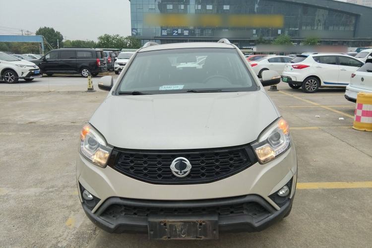 Used SsangYong Korando 2014 2.0L Gasoline Two-Wheel Drive Manual Comfort Navigation Edition Front