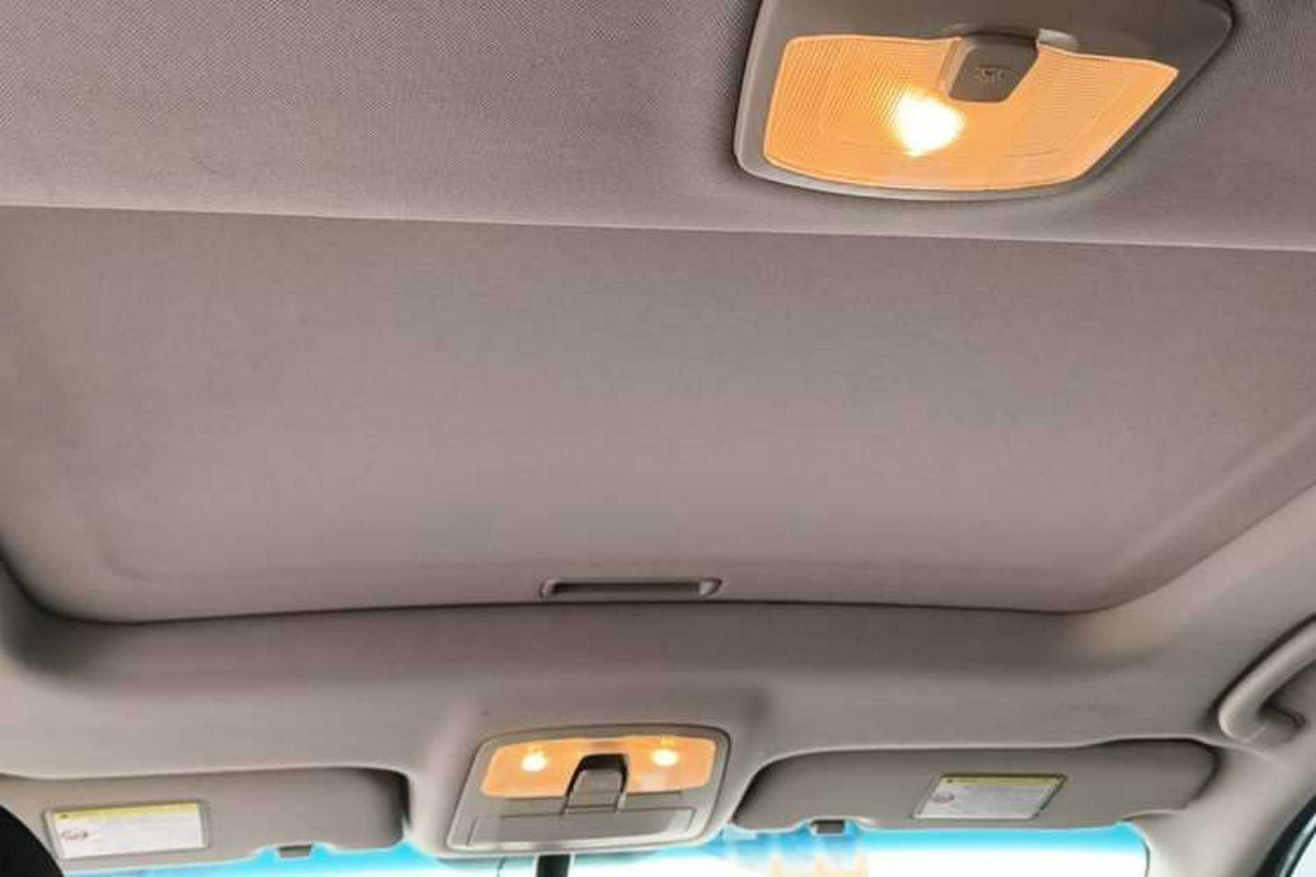 Used SsangYong Korando 2014 2.0L Gasoline Two-Wheel Drive Automatic Elite Navigation Edition Headliner