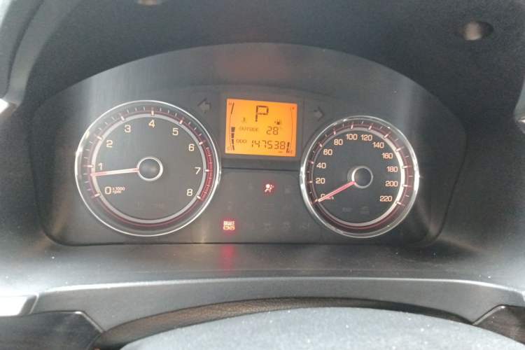 Used SsangYong Korando 2014 2.0L Gasoline Two-Wheel Drive Automatic Elite Navigation Edition Instrument Cluster