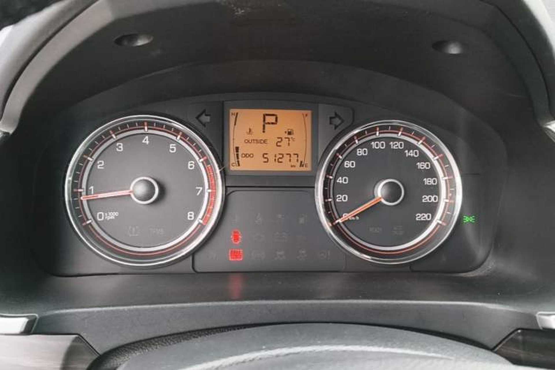 Used SsangYong Korando 2014 2.0L Gasoline Two-Wheel Drive Automatic Elite Navigation Edition Instrument Cluster