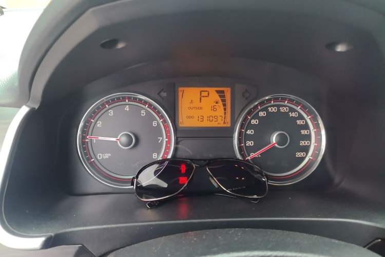 Used SsangYong Korando 2014 2.0L Gasoline Two-Wheel Drive Automatic Elite Navigation Edition Instrument Cluster