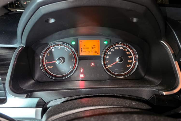 Used SsangYong Korando 2014 2.0L Gasoline Two-Wheel Drive Manual Comfort Navigation Edition Instrument Cluster
