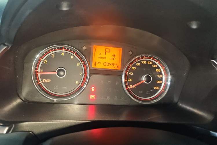 Used SsangYong Korando 2014 2.0L Gasoline Two-Wheel Drive Automatic Elite Navigation Edition Instrument Cluster
