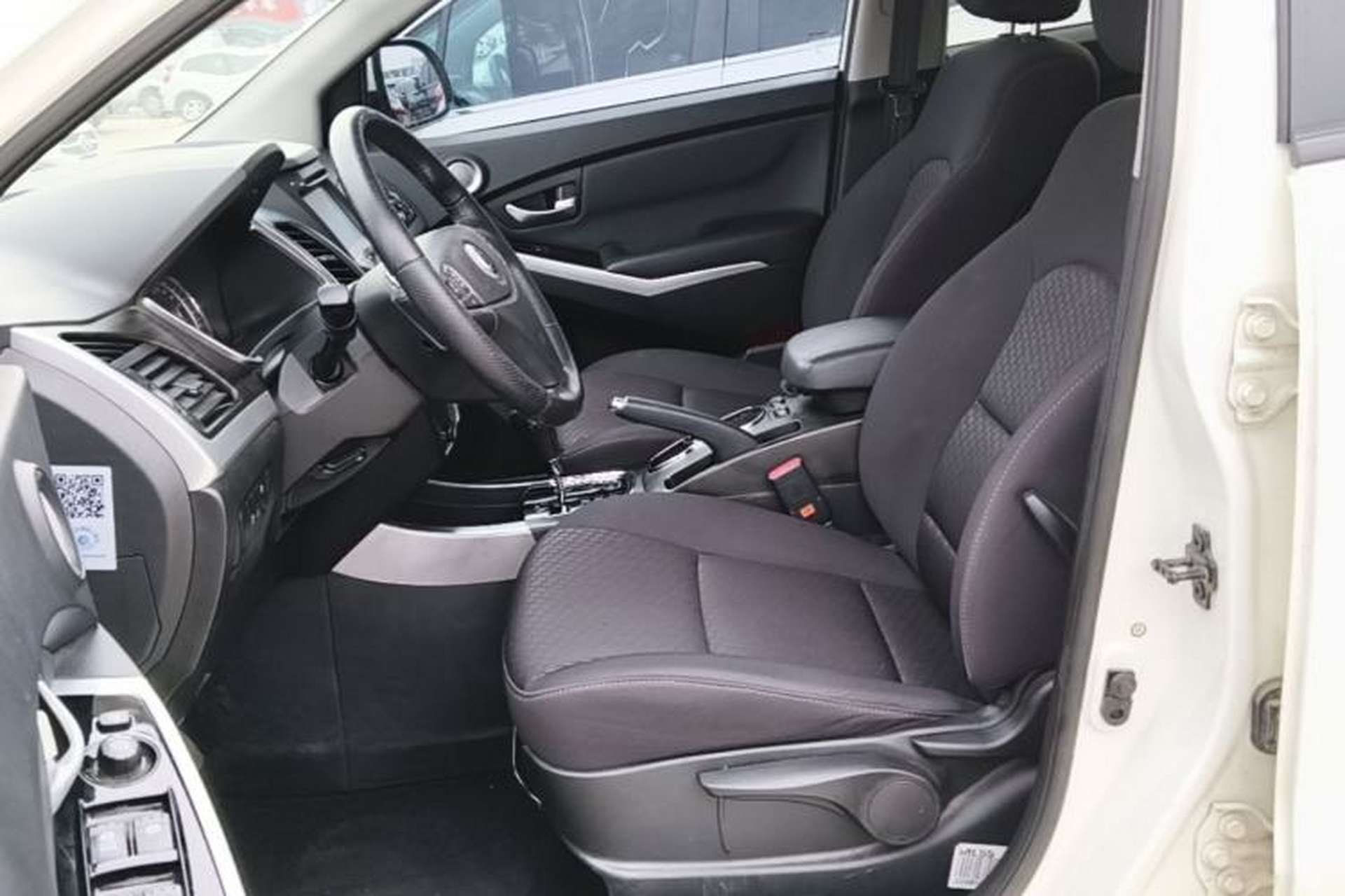 Used SsangYong Korando 2014 2.0L Gasoline Two-Wheel Drive Automatic Elite Navigation Edition Left Front Seat
