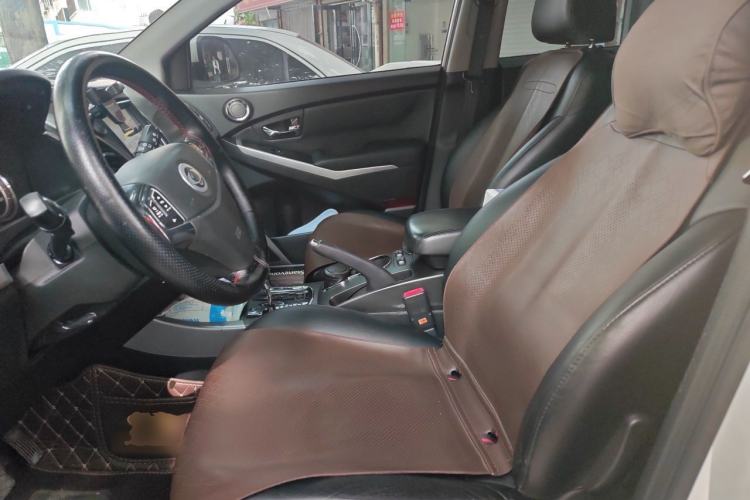 Used SsangYong Korando 2014 2.0L Gasoline 4x4 Automatic Luxury Navigation Edition Left Front Seat