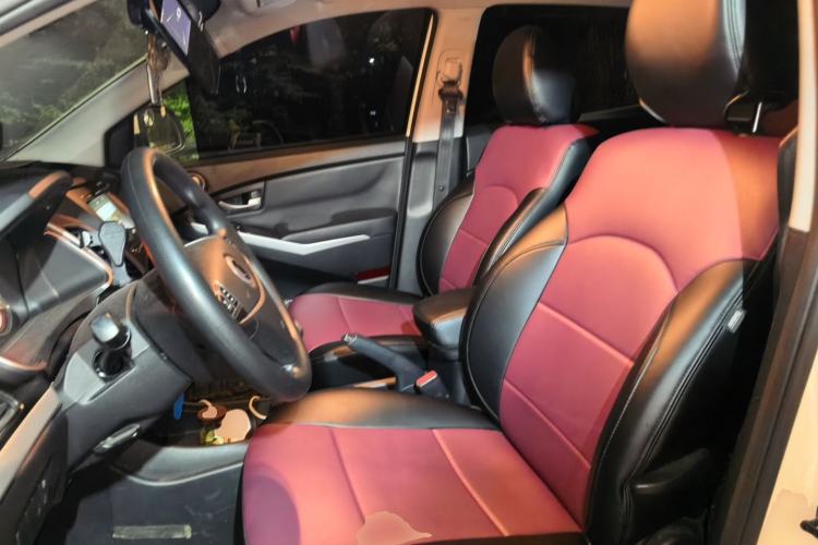 Used SsangYong Korando 2014 2.0L Gasoline Two-Wheel Drive Manual Comfort Navigation Edition Left Front Seat