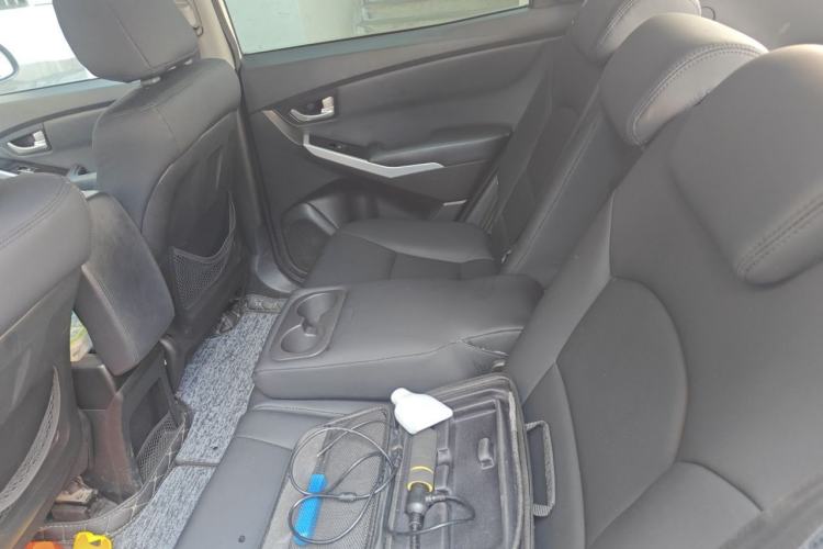 Used SsangYong Korando 2014 2.0L Gasoline Two-Wheel Drive Automatic Elite Navigation Edition Left Rear Seat