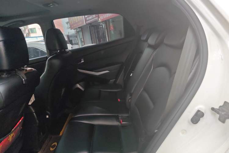 Used SsangYong Korando 2014 2.0L Gasoline 4x4 Automatic Luxury Navigation Edition Left Rear Seat