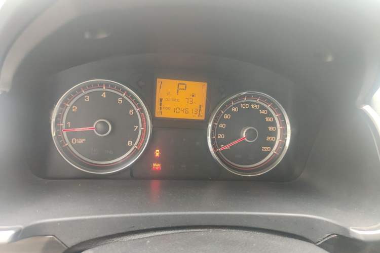 Used SsangYong Korando 2014 2.0L Gasoline 4x4 Automatic Luxury Navigation Edition Odometer Close Up