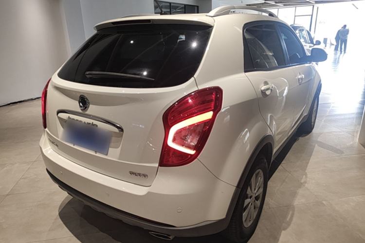 Used SsangYong Korando 2014 2.0L Gasoline Two-Wheel Drive Automatic Elite Navigation Edition Rear Right 45 Deg