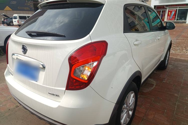 Used SsangYong Korando 2014 2.0L Gasoline Two-Wheel Drive Automatic Elite Navigation Edition Rear Right 45 Deg