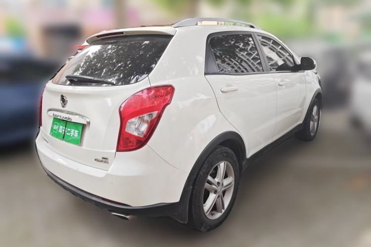 Used SsangYong Korando 2014 2.0L Gasoline 4x4 Automatic Luxury Navigation Edition Rear Right 45 Deg