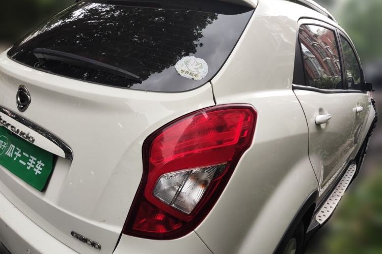 Used SsangYong Korando 2014 2.0L Gasoline Two-Wheel Drive Automatic Elite Navigation Edition Rear Right 45 Deg