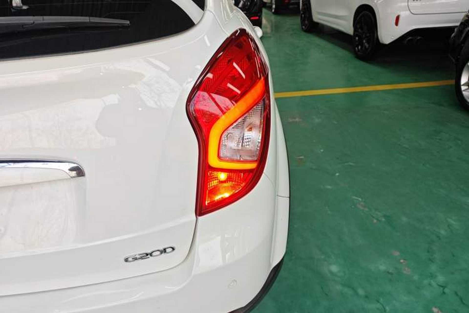 Used SsangYong Korando 2014 2.0L Gasoline Two-Wheel Drive Automatic Elite Navigation Edition Right Rear Taillight