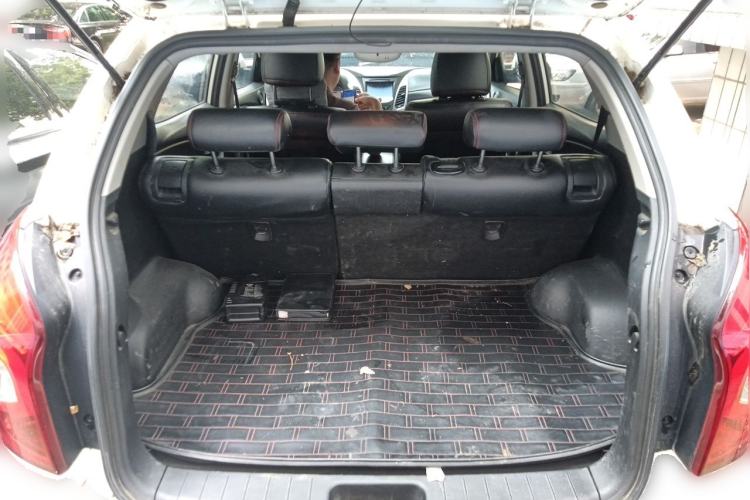 Used SsangYong Korando 2014 2.0L Gasoline Two-Wheel Drive Automatic Elite Navigation Edition Trunk