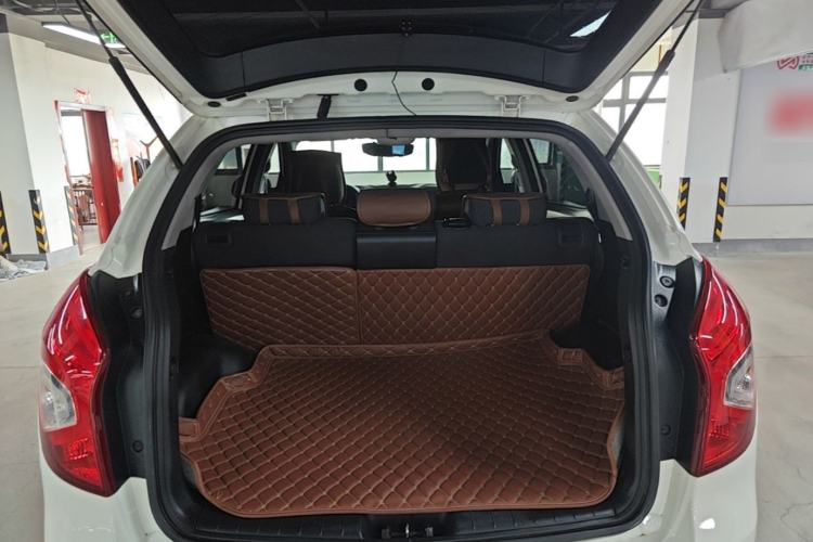 Used SsangYong Korando 2014 2.0L Gasoline Two-Wheel Drive Automatic Elite Navigation Edition Trunk