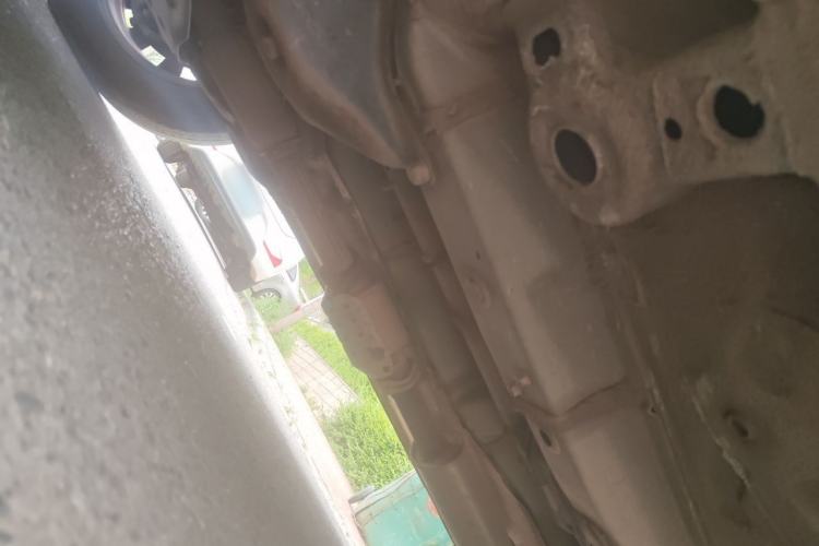 Used SsangYong Korando 2015 2.0L Two-Wheel Drive Automatic ZhiXiang Edition Chassis Front Left