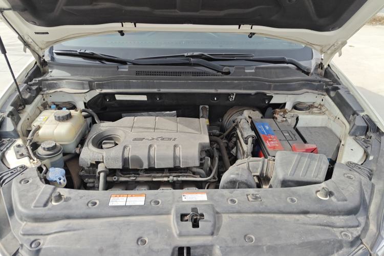 Used SsangYong Korando 2015 2.0L 4x4 Automatic Zhi Chun Edition Engine Bay