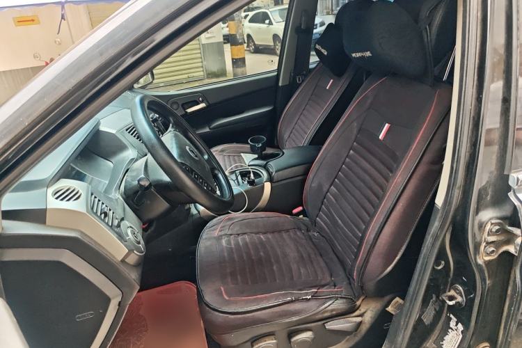 Used SsangYong Kyron 2010 2.0T Yixiang Expo Navigation Edition Diesel Version Left Front Seat