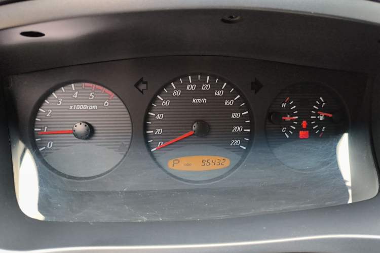 Used SsangYong Kyron 2011 2.0T Four-Wheel Drive Elite Navigation Edition Instrument Cluster