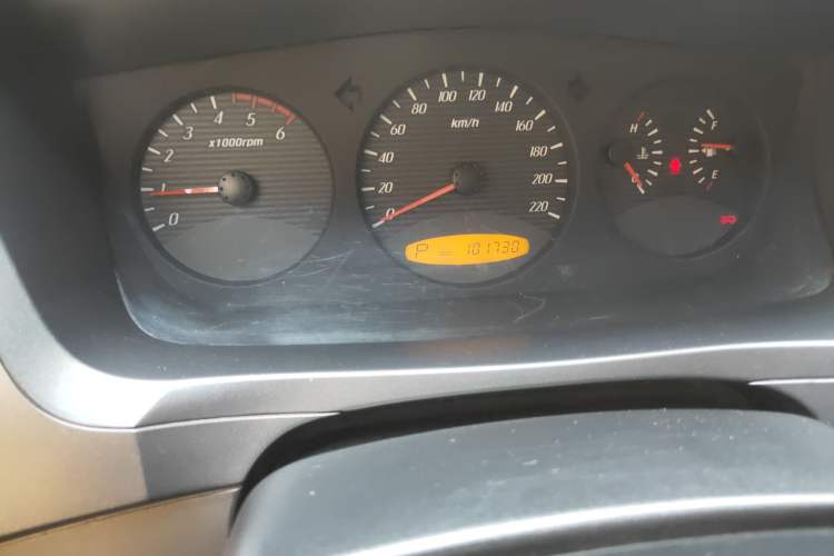Used SsangYong Kyron 2011 2.0T Two-Wheel Drive Luxury Navigation Edition Odometer Close Up