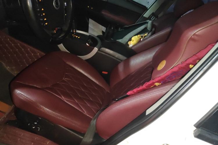 Used SsangYong Kyron 2011 2.0T Four-Wheel Drive Elite Navigation Edition Left Front Seat