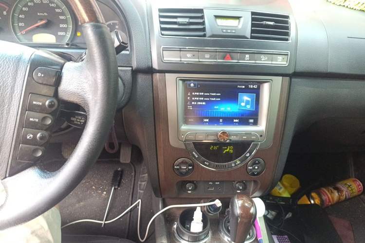 Used SsangYong Rexton 2010 270XDi Deluxe Flagship Edition Audio And AC Panel