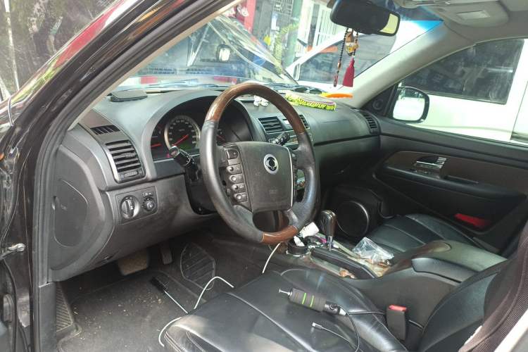 Used SsangYong Rexton 2010 270XDi Deluxe Flagship Edition Center Console