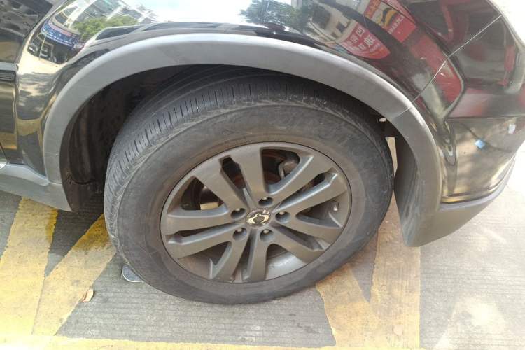 Used SsangYong Rexton 2010 270XDi Deluxe Flagship Edition Right Front Wheel Hub