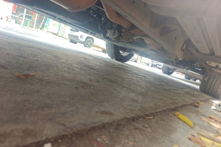 Used SsangYong Rexton 2011 2.0T Four-Wheel Drive Luxury Navigation Edition Chassis Rear Right