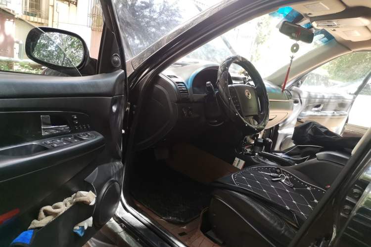 Used SsangYong Rexton 2011 2.0T Four-Wheel Drive Luxury Navigation Edition Driver Seat