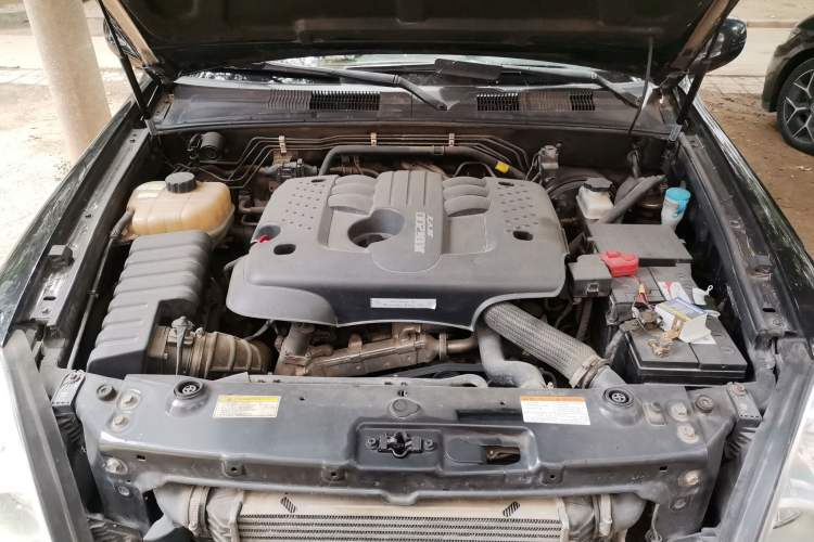 Used SsangYong Rexton 2011 2.0T Four-Wheel Drive Luxury Navigation Edition Engine Bay