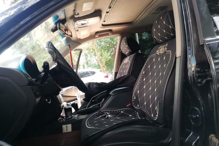 Used SsangYong Rexton 2011 2.0T Four-Wheel Drive Luxury Navigation Edition Left Front Seat