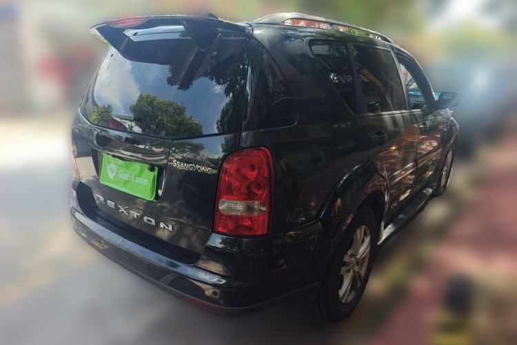 Used SsangYong Rexton 2011 2.0T Four-Wheel Drive Luxury Navigation Edition Rear Right 45 Deg