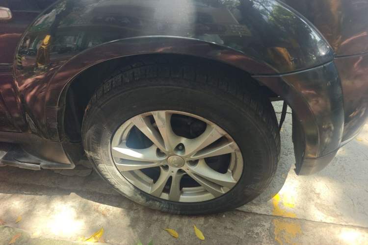 Used SsangYong Rexton 2011 2.0T Four-Wheel Drive Luxury Navigation Edition Right Front Wheel Hub