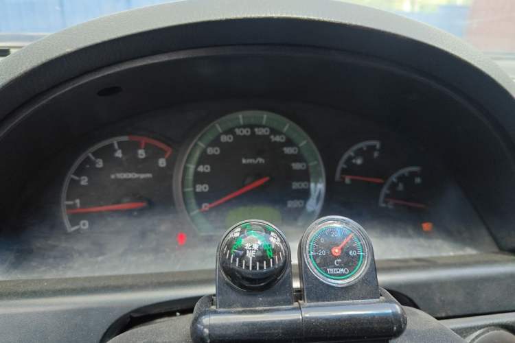 Used SsangYong Rexton 2011 2.7T Four-Wheel Drive Luxury Navigation Edition Instrument Cluster