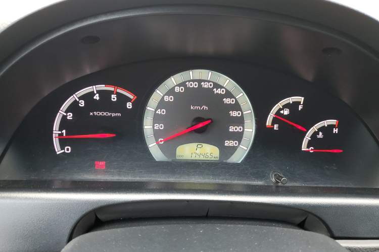 Used SsangYong Rexton W 2014 2.0T Two-Wheel Drive Elite Navigation Version with 5 Seats Instrument Cluster
