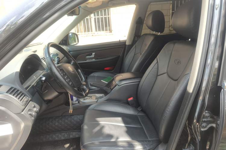 Used SsangYong Rexton W 2014 2.0T Four-Wheel Drive Luxury Navigation Version with 7 Seats Left Front Seat