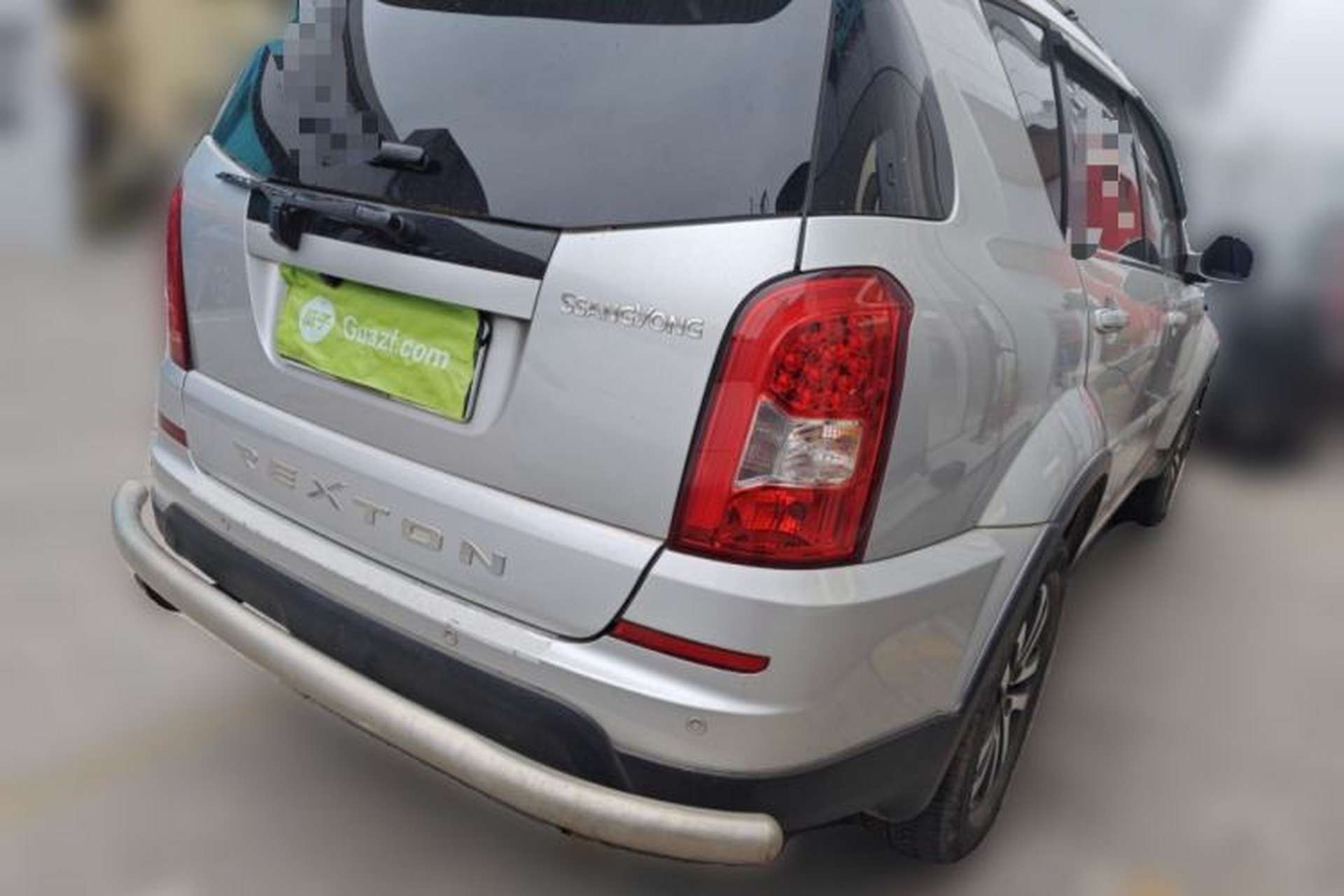 Used SsangYong Rexton W 2014 2.0T Four-Wheel Drive Luxury Navigation Version with 5 Seats Exterior 5