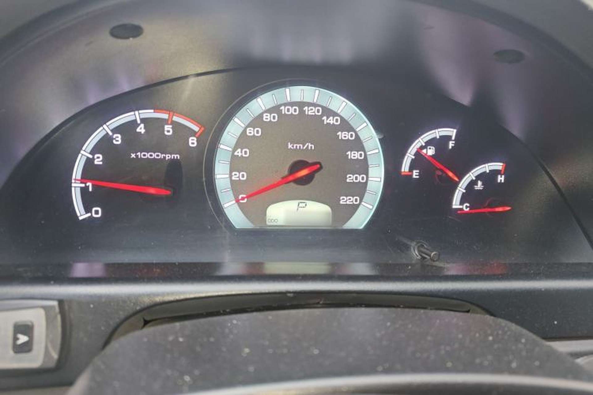 Used SsangYong Rexton W 2014 2.0T Four-Wheel Drive Luxury Navigation Version with 5 Seats Instrument Cluster