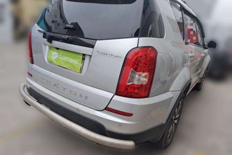 Used SsangYong Rexton W 2014 2.0T Four-Wheel Drive Luxury Navigation Version with 5 Seats Rear Right 45 Deg