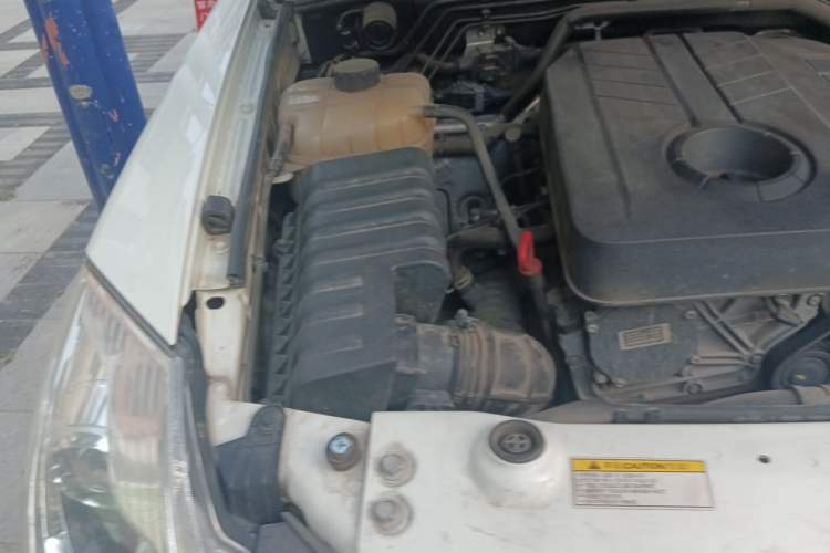 Used SsangYong Rexton W 2014 2.0T Four-Wheel Drive Luxury Navigation Version with 5 Seats Engine Bay Right