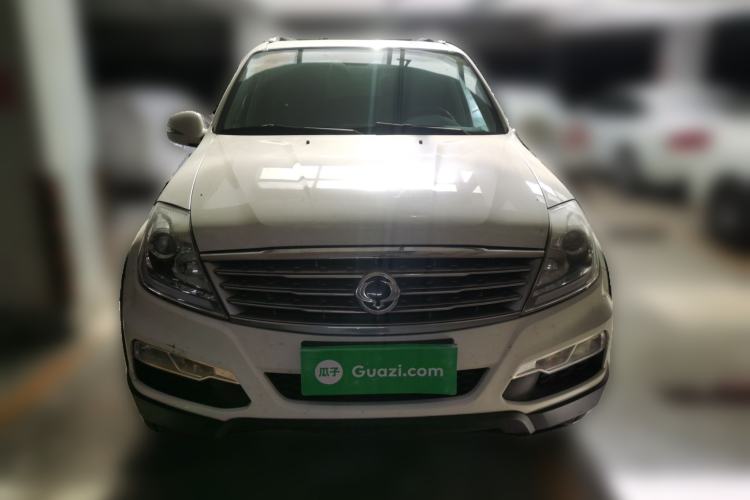 Used SsangYong Rexton W 2014 2.0T Four-Wheel Drive Luxury Navigation Version with 5 Seats Exterior 1