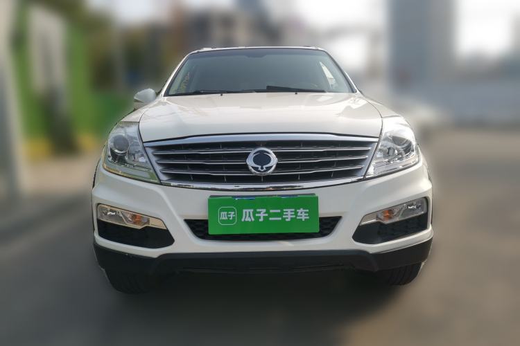 Used SsangYong Rexton W 2014 2.0T Four-Wheel Drive Luxury Navigation Version with 7 Seats Front