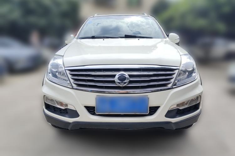 Used SsangYong Rexton W 2014 2.0T Four-Wheel Drive Luxury Navigation Version with 5 Seats Front