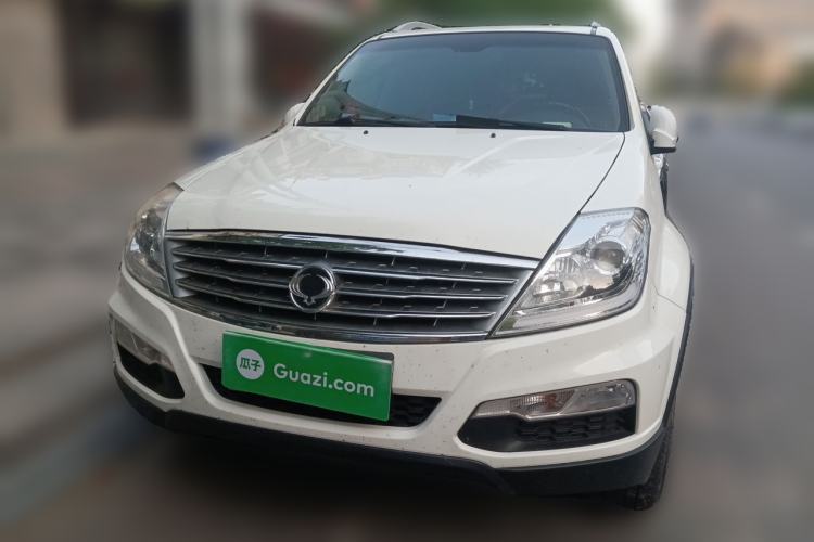 Used SsangYong Rexton W 2014 2.0T Four-Wheel Drive Luxury Navigation Version with 5 Seats Front