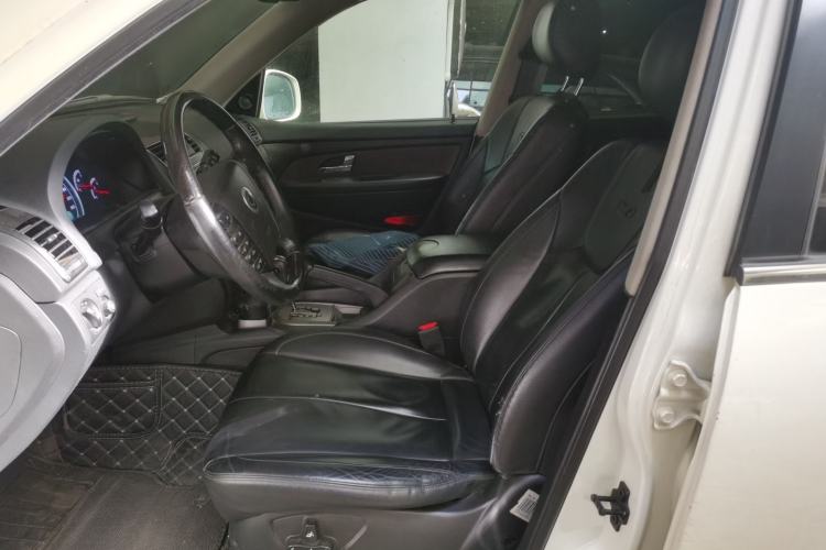 Used SsangYong Rexton W 2014 2.0T Four-Wheel Drive Luxury Navigation Version with 5 Seats Left Front Seat