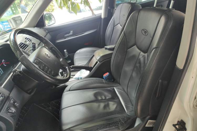Used SsangYong Rexton W 2014 2.0T Four-Wheel Drive Luxury Navigation Version with 5 Seats Left Front Seat