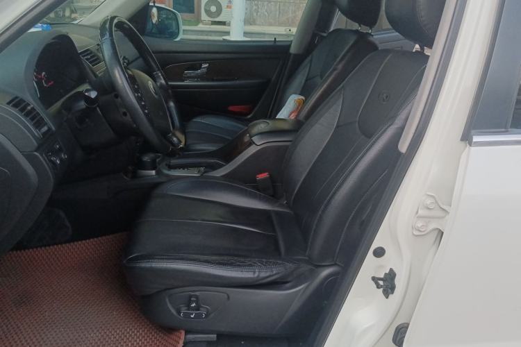 Used SsangYong Rexton W 2014 2.0T Four-Wheel Drive Luxury Navigation Version with 5 Seats Left Front Seat