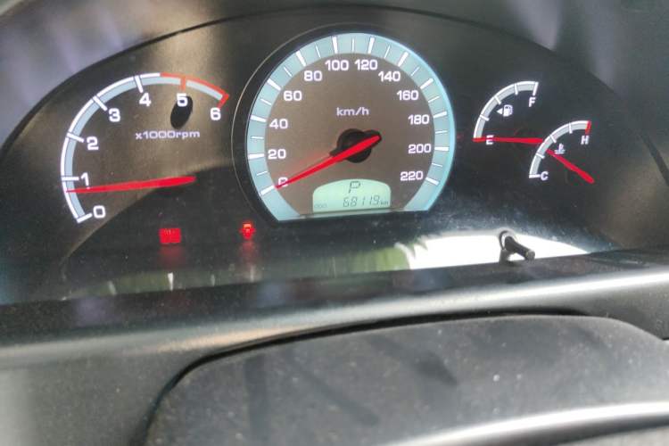 Used SsangYong Rexton W 2014 2.0T Four-Wheel Drive Luxury Navigation Version with 5 Seats Odometer Close Up